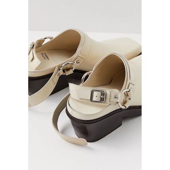 SOLD‎ - Picture 4 of 11